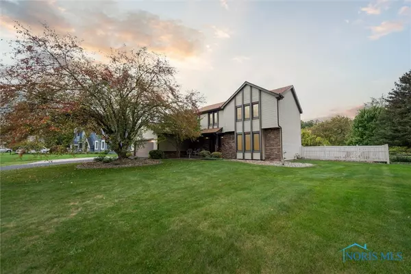 7070 Country Creek RD, Maumee, OH 43537