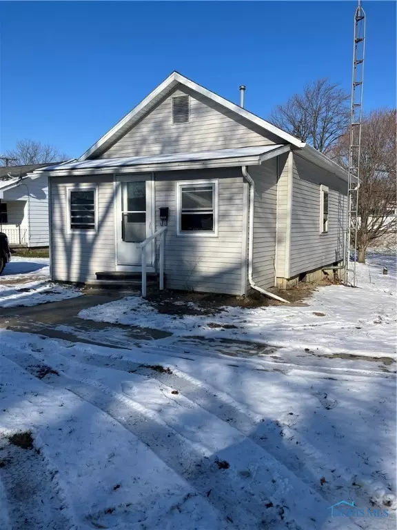 308 W Jackson ST, West Unity, OH 43570