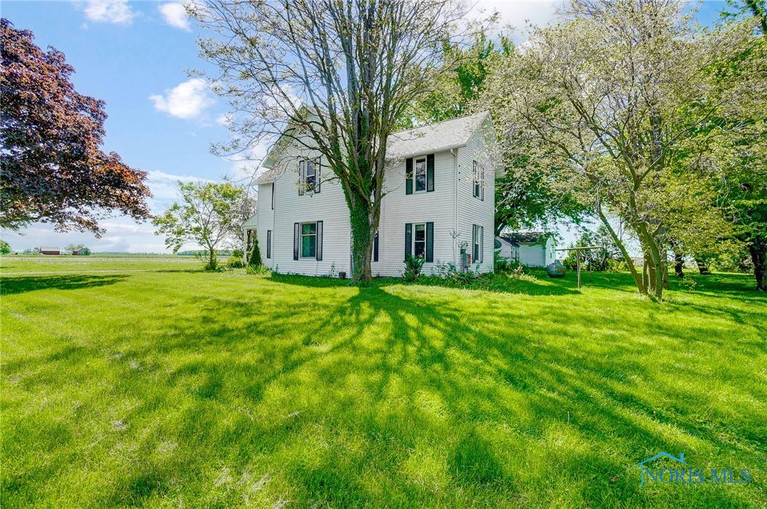 24601 Portage RD, Custar, OH 43511