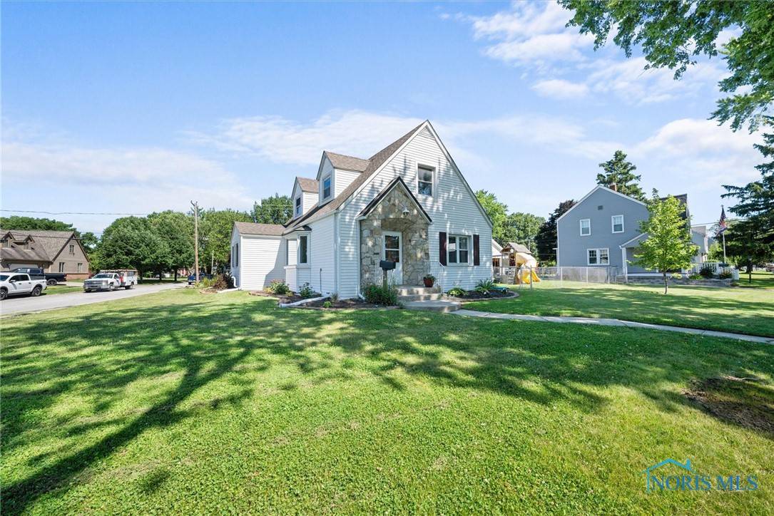 Oregon, OH 43616,1674 Norcross DR