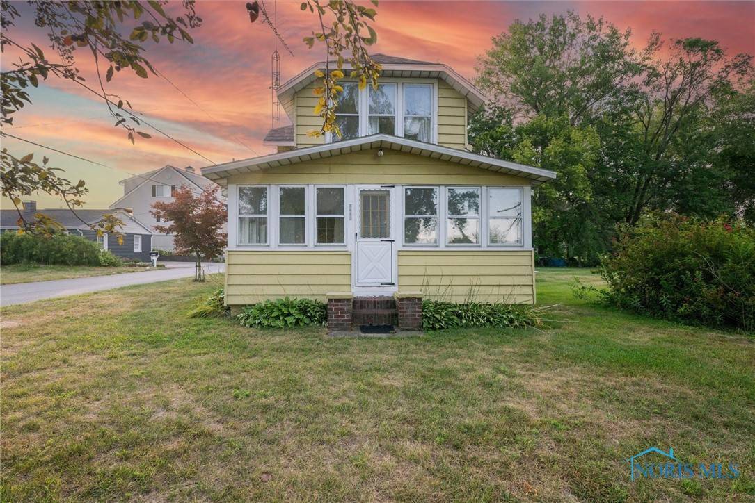 6445 N 1st ST, Oak Harbor, OH 43449