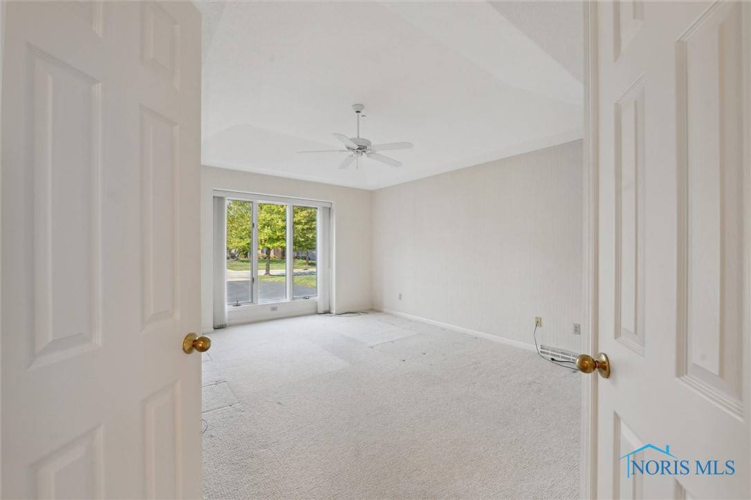 Sylvania, OH 43560,7401 Country Commons LN #7401