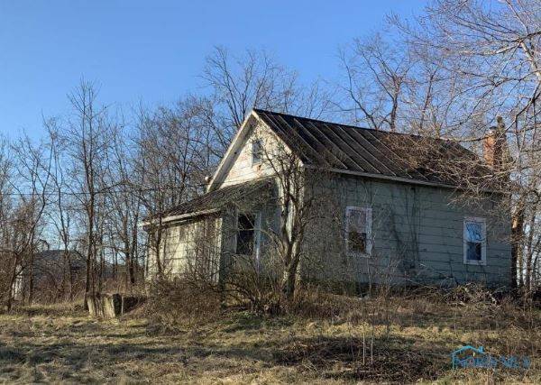 16506 County Road R, Alvordton, OH 43501