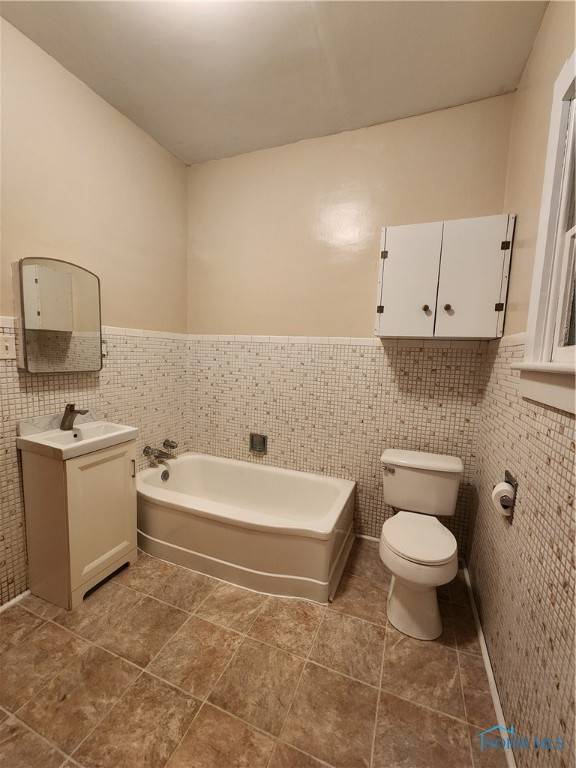 Fostoria, OH 44830,430 W Center ST