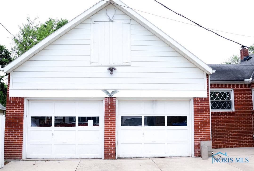 Maumee, OH 43537,832 Corey ST