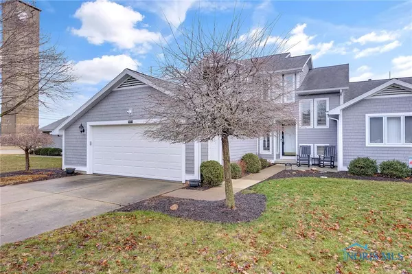 705 Fairway LN #2, Wauseon, OH 43567
