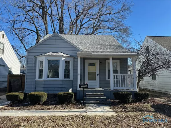 3830 Seckinger DR, Toledo, OH 43613