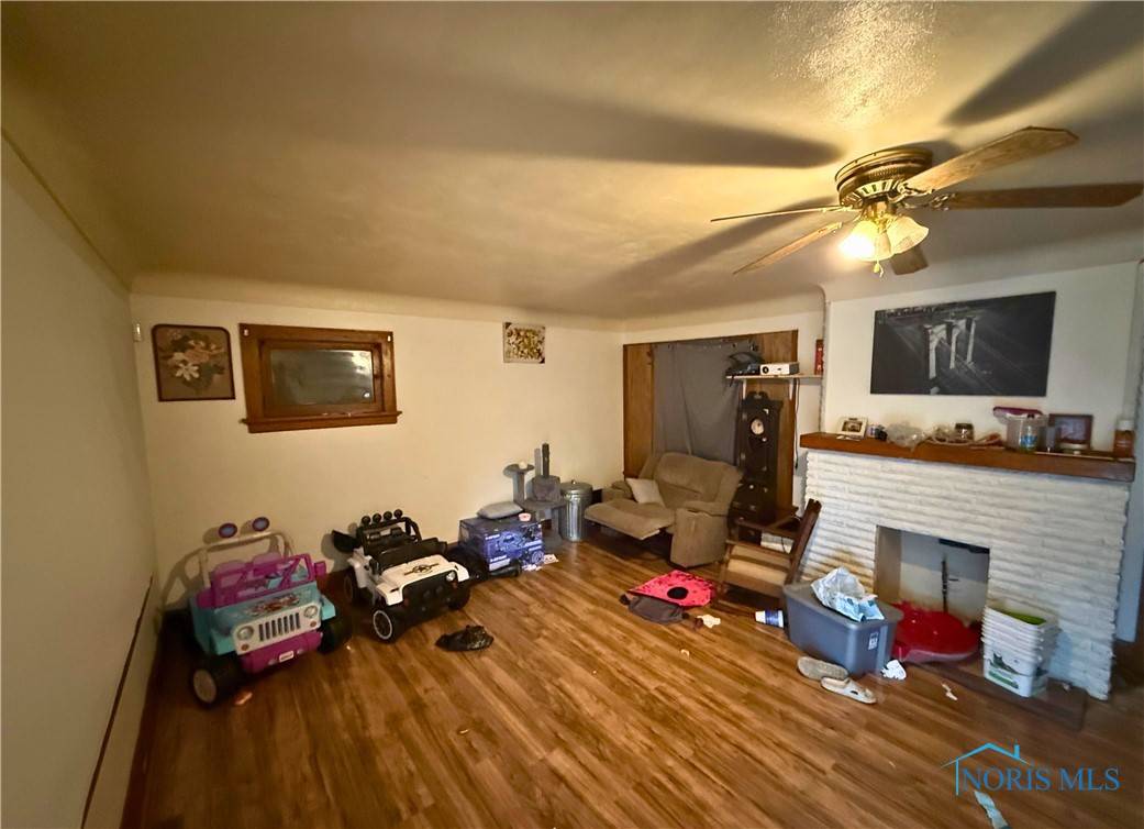 Toledo, OH 43607,1011 Woodland AVE