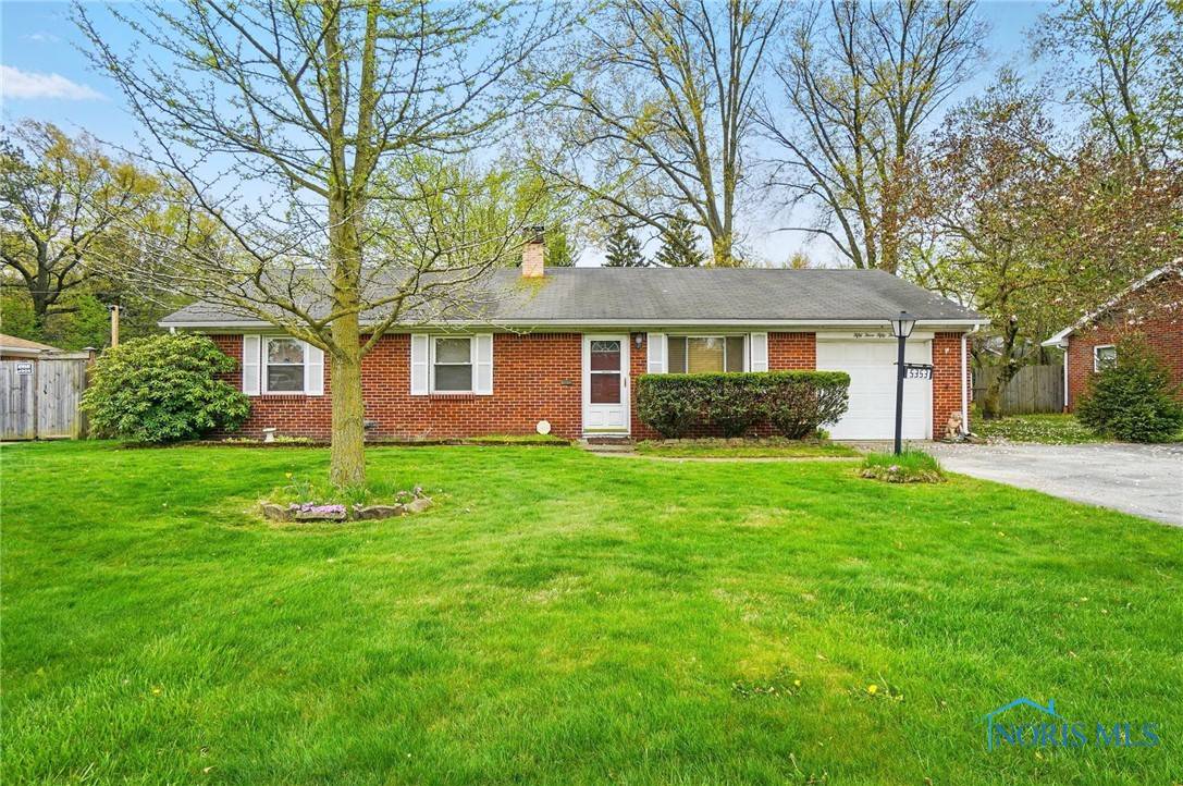 5353 Darlene DR, Toledo, OH 43615