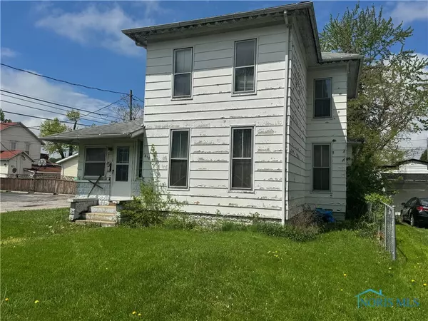 Defiance, OH 43512,210 East ST