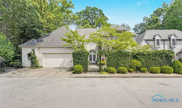 25 Exmoor, Ottawa Hills, OH 43615