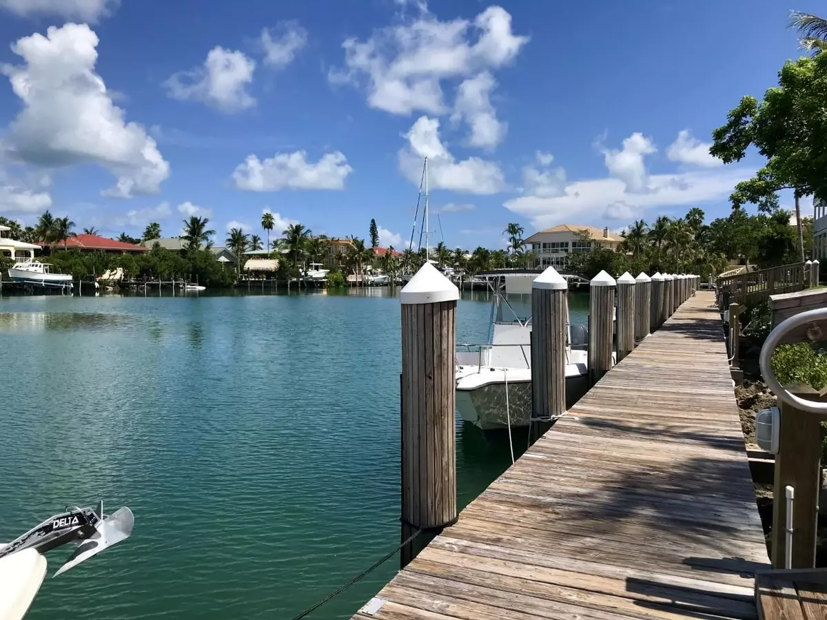 Duck Key, FL 33050,0 Harbor Village DR  #Dock Slip 27