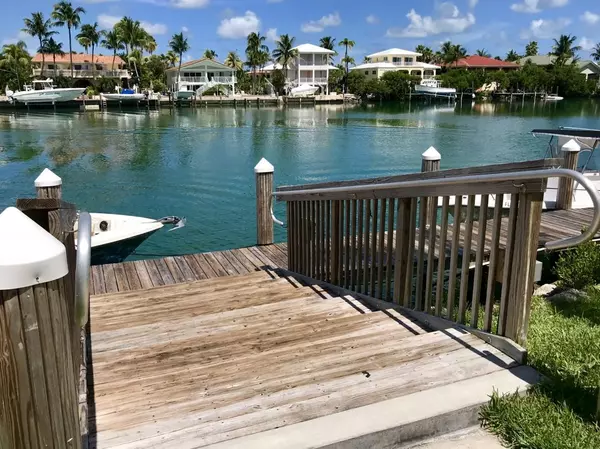 Duck Key, FL 33050,0 Harbor Village DR  #Dock Slip 27