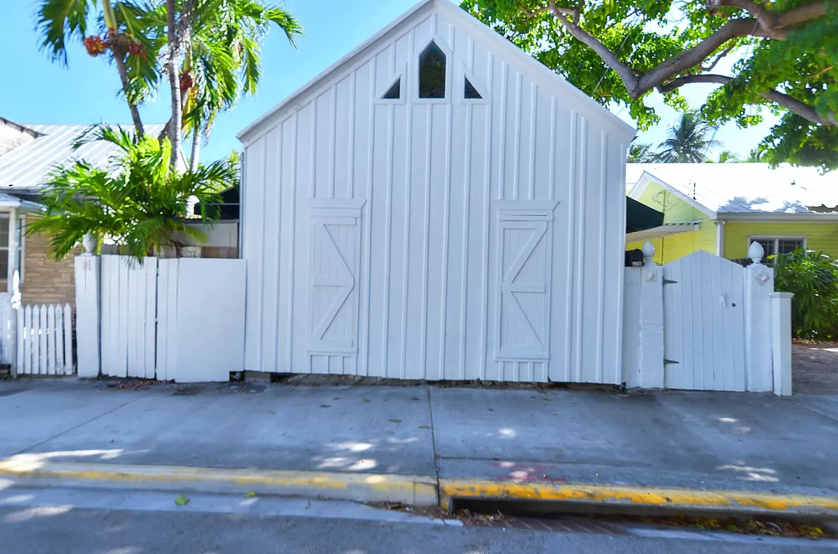 Key West, FL 33040,626 Caroline ST