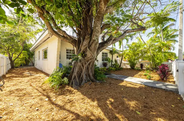 Key West, FL 33040,1736 Johnson ST