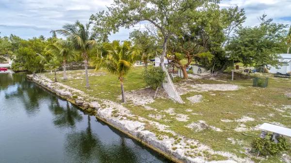 Big Pine Key, FL 33043,30945 Oettley DR