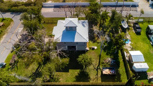 Big Pine Key, FL 33043,30478 Poinciana RD