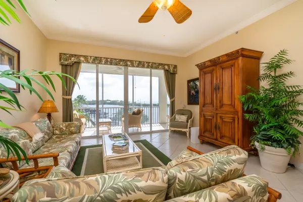 Lower Matecumbe, FL 33036,101 Gulfview DR  #302