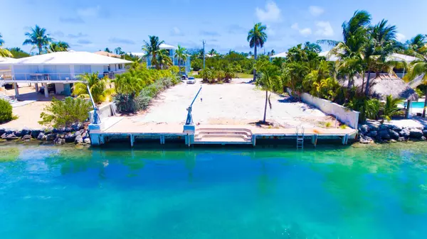 Duck Key, FL 33050,118 Bimini DR