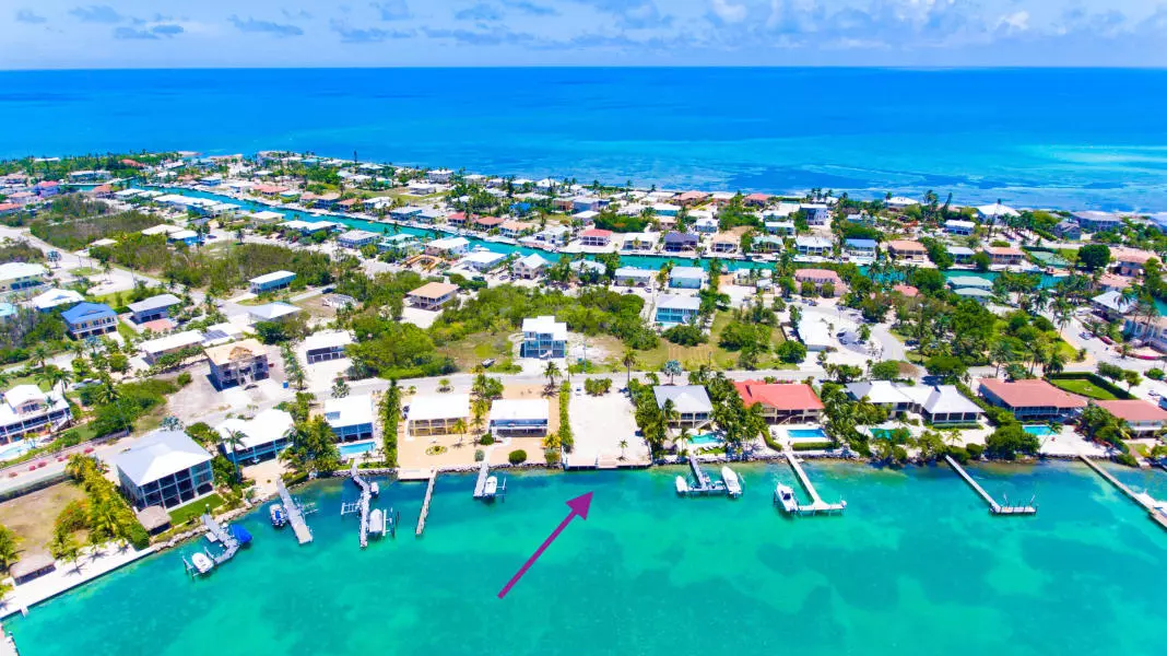 Duck Key, FL 33050,118 Bimini DR