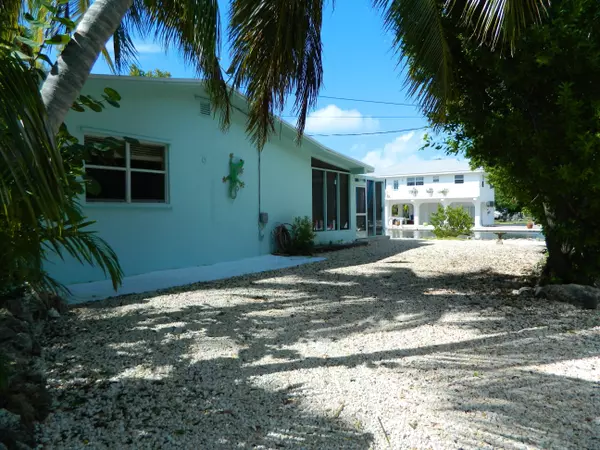 Big Pine Key, FL 33043,3868 Sunset DR