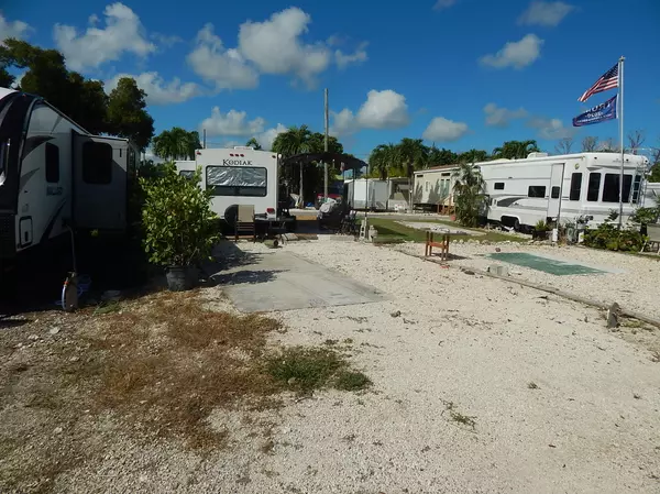 Big Pine Key, FL 33043,29859 Overseas HWY  #41