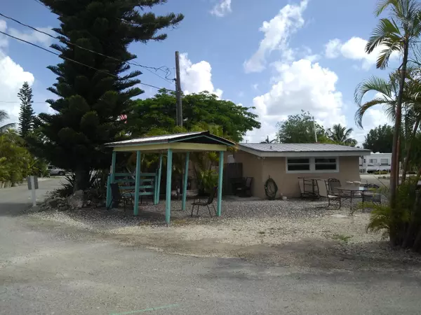 Big Pine Key, FL 33043,29859 Overseas HWY  #5