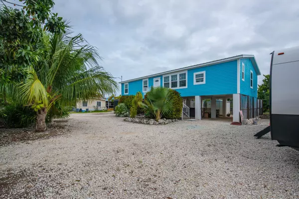 Big Pine Key, FL 33043,151 County RD