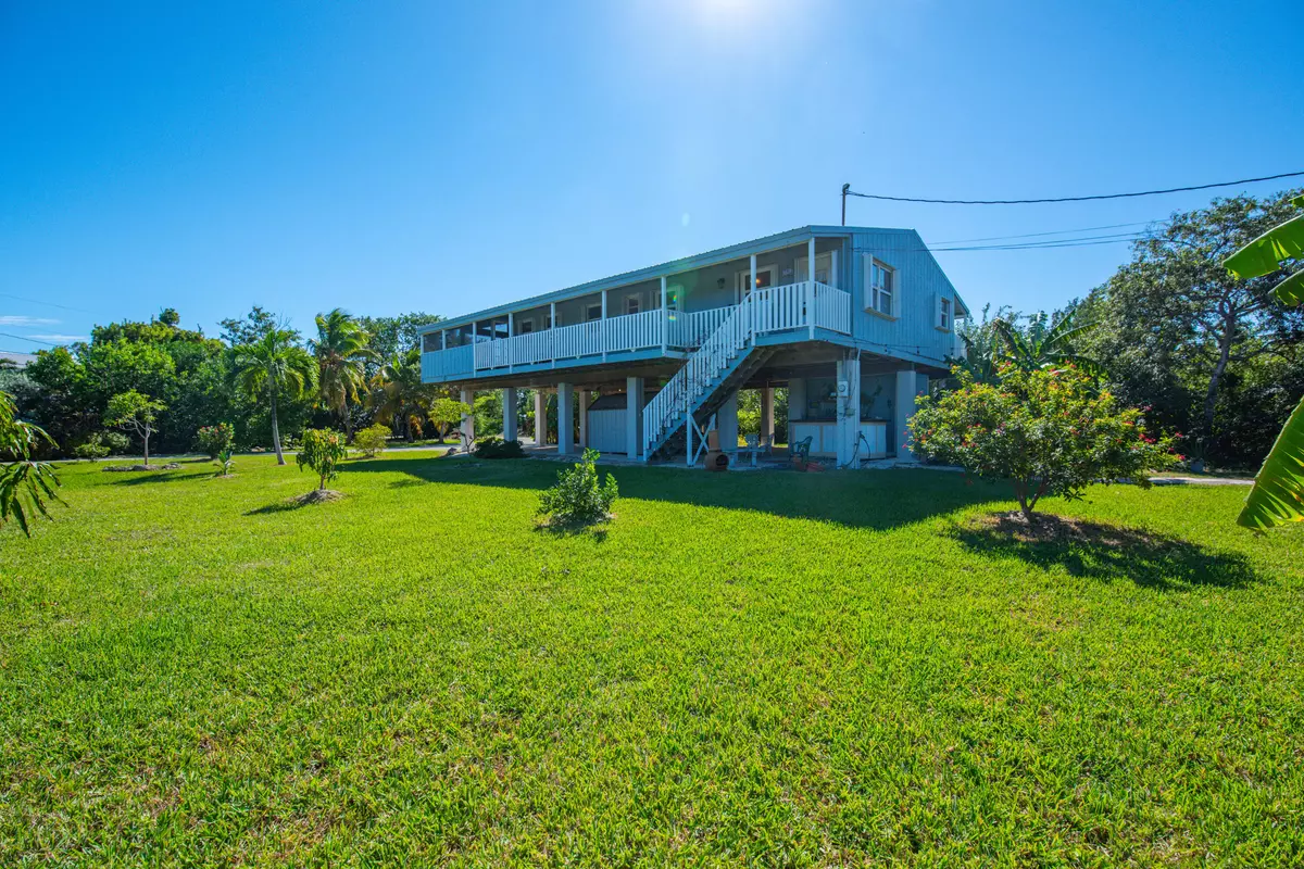 Big Pine Key, FL 33043,30876 Pinewood LN