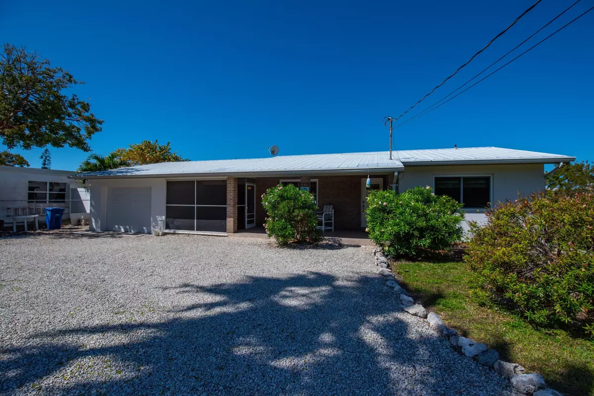 Big Pine Key, FL 33043,550 Pine LN