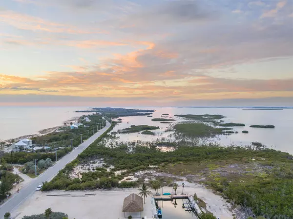 Big Pine Key, FL 33043,1557 Long Beach DR