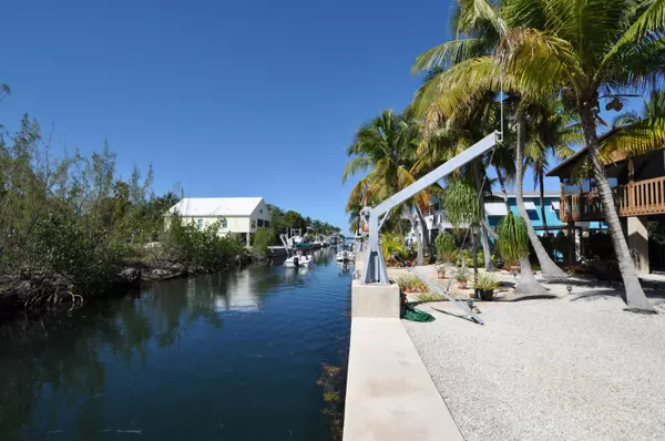 Big Pine Key, FL 33043,29456 Forrestal AVE