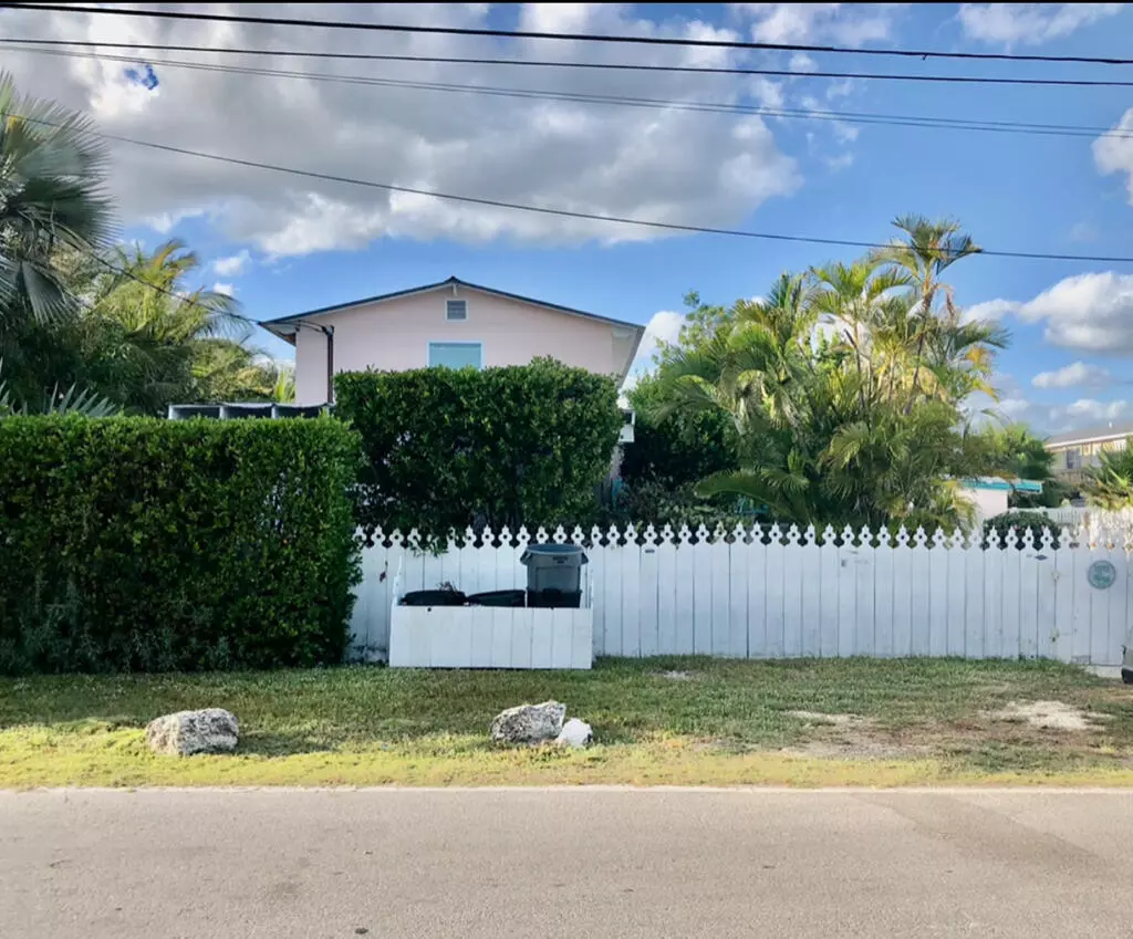 Big Pine Key, FL 33043,31541 Avenue A