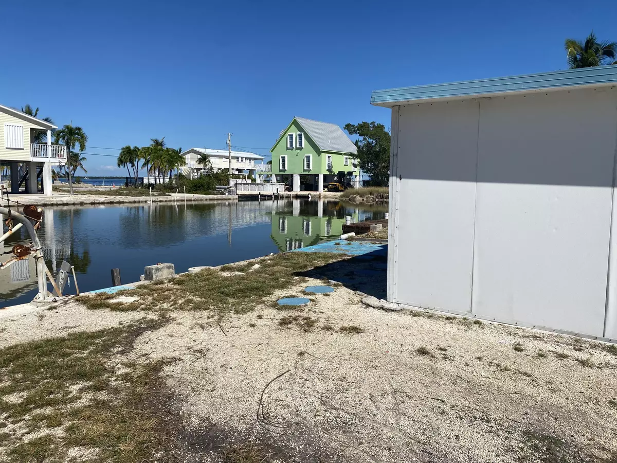 Big Pine Key, FL 33043,31515 E Avenue E