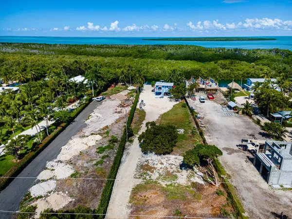 Lower Matecumbe, FL 33036,77340 Overseas HWY