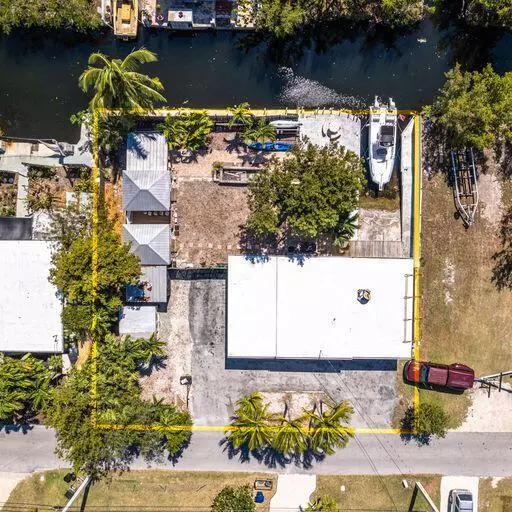 Big Pine Key, FL 33043,30898 Baileys LN