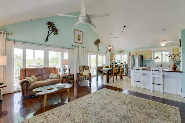 Big Pine Key, FL 33043,30590 14Th ST