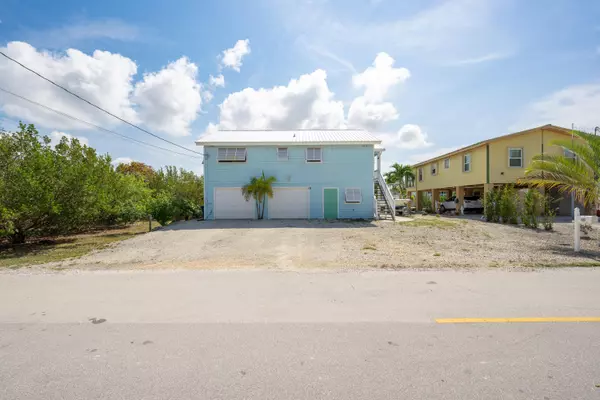 Big Pine Key, FL 33043,127 Lobstertail RD