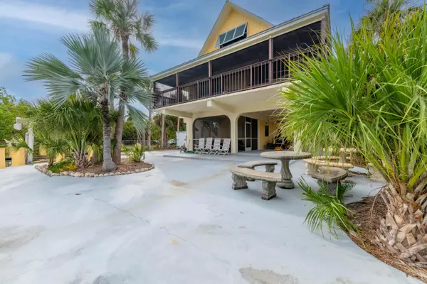 Big Pine Key, FL 33043,3841 Donna RD