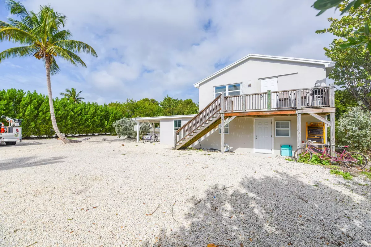 Big Pine Key, FL 33043,30323 Poinciana RD