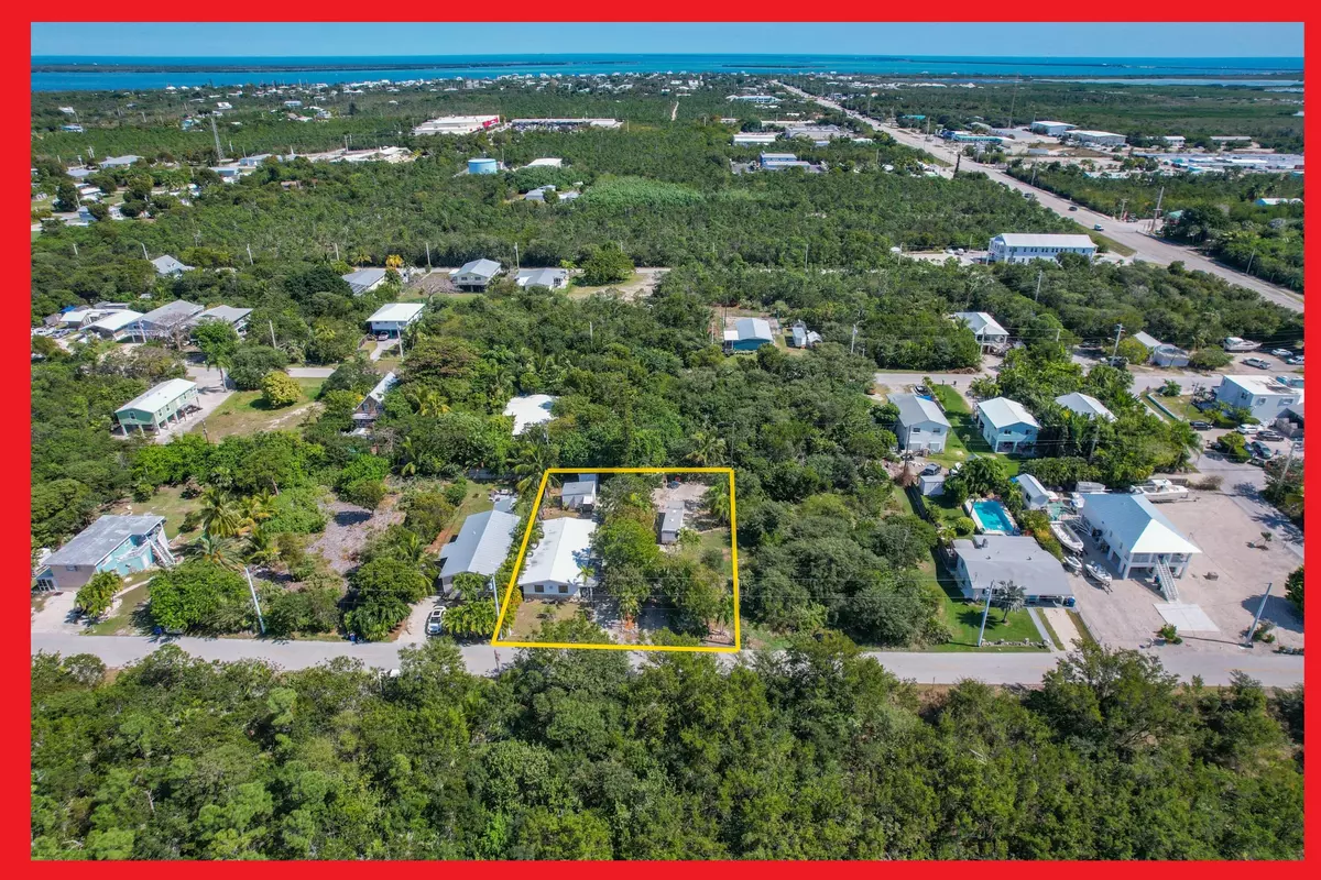 Big Pine Key, FL 33043,109 W Sandy CIR