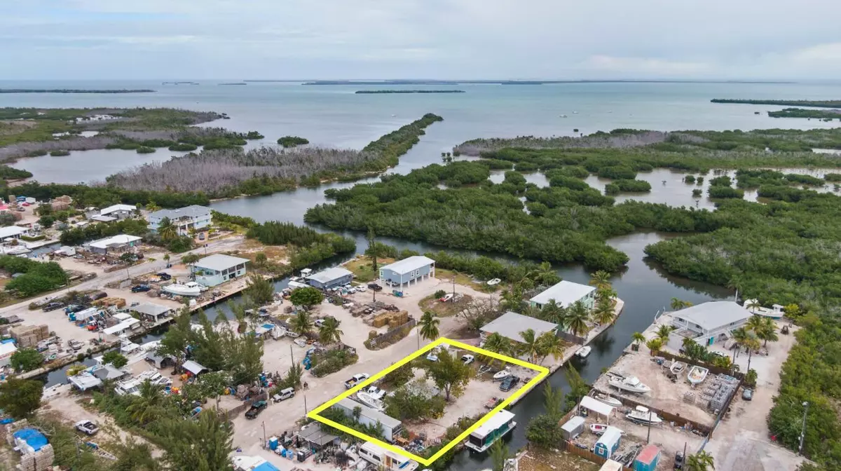 Big Pine Key, FL 33043,29544 lucrecia ST