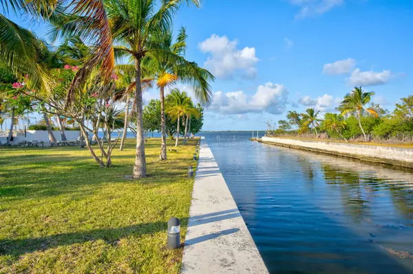 Big Pine Key, FL 33043,30680 Winifred ST