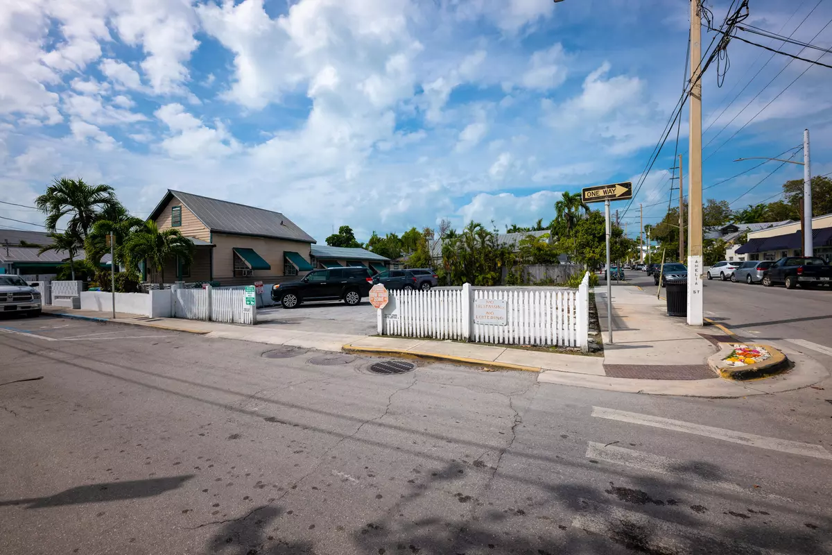 Key West, FL 33040,1108 Whitehead ST