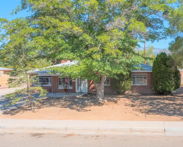 Albuquerque, NM 87110,1908 Virginia ST NE