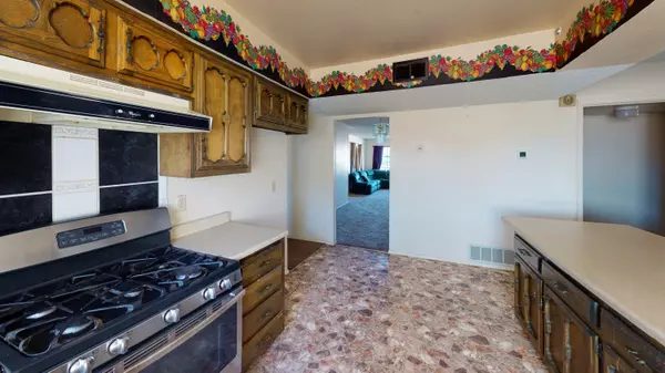 Rio Communities, NM 87002,412 Hillman ST