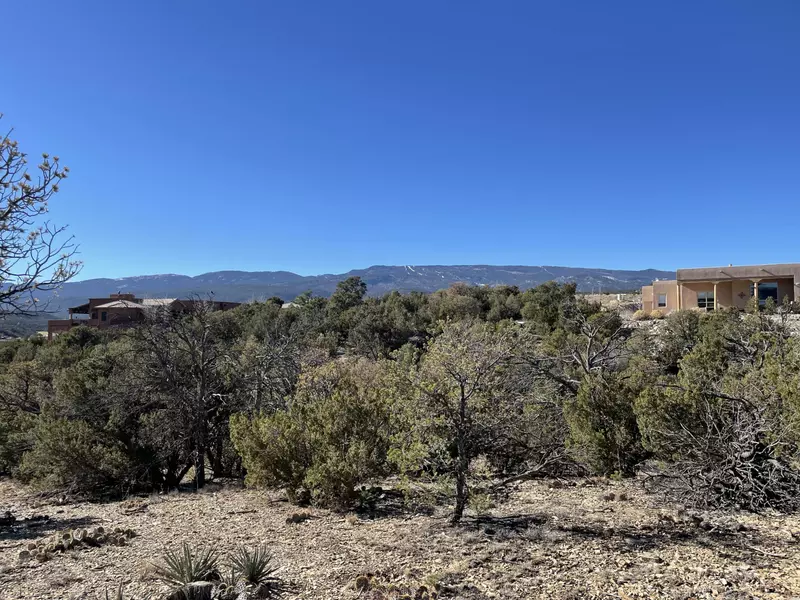 71 Raindance RD, Sandia Park, NM 87047
