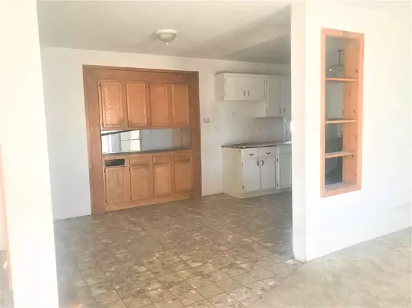 Rio Communities, NM 87002,208 MCDOUGAL AVE