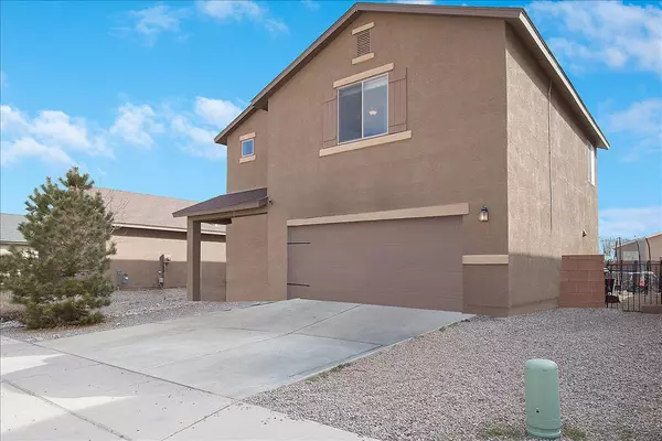 Rio Rancho, NM 87144,1742 LARK DR NE