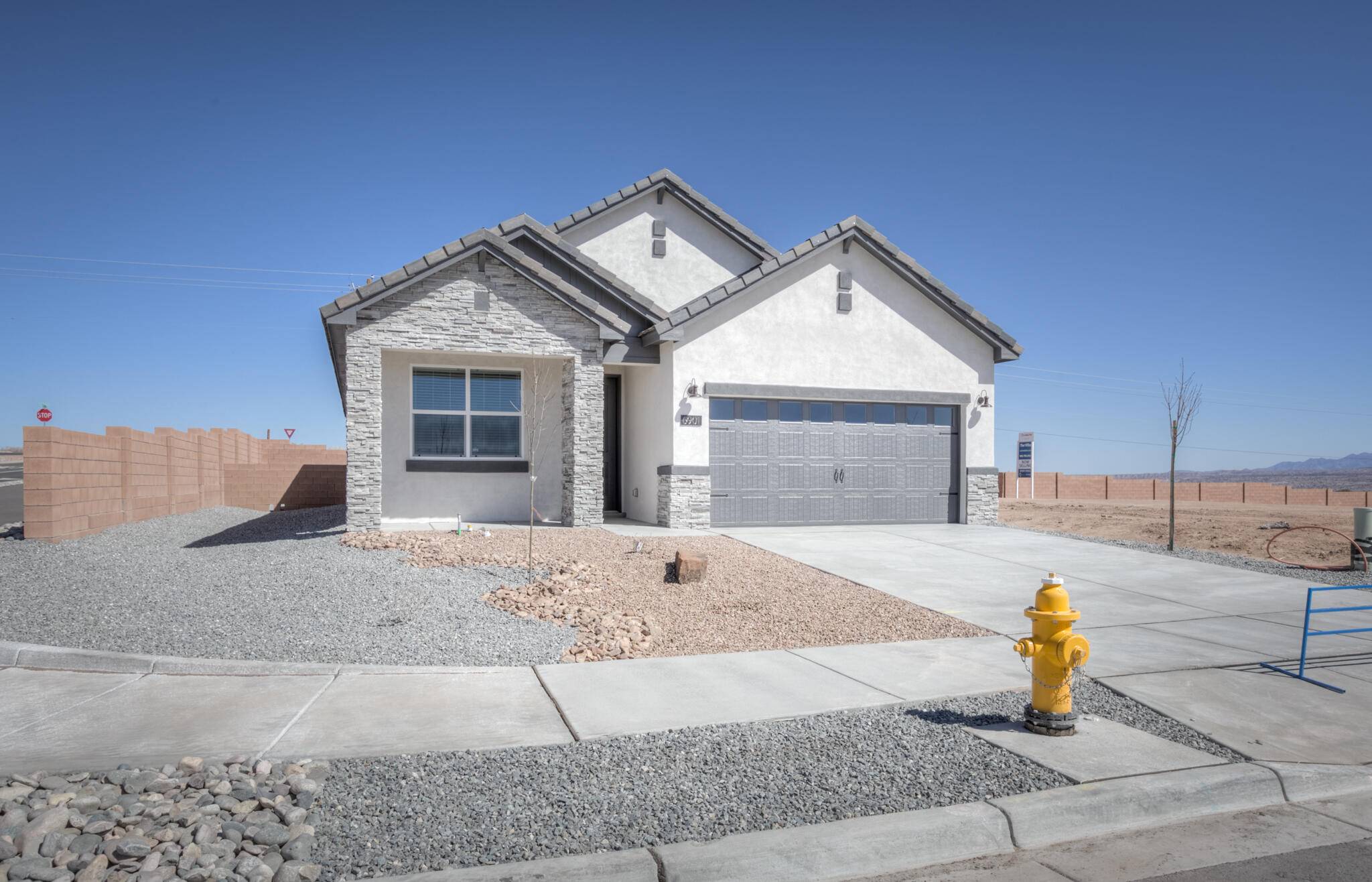 6901 PINA WAY NE,  Rio Rancho,  NM 87144